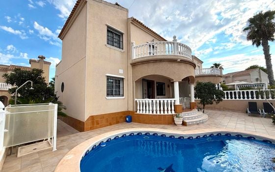Villa de 3 chambres à Orihuela Costa - RCJ158407 - Photo - 1
