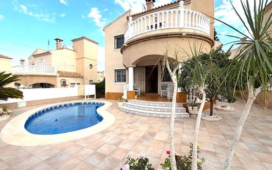 3 bedroom Villa in Orihuela Costa - RCJ158407 - Photo - Small - 20
