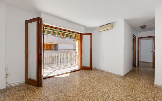3 bedroom Apartment in Torrevieja - TIM158601 - Photo - 4
