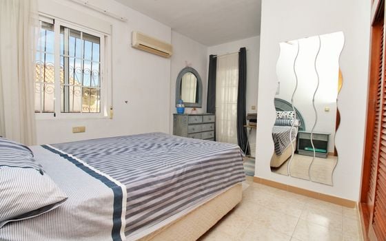 4 bedroom Villa in Villamartin - VC158735 - Photo - Small - 14