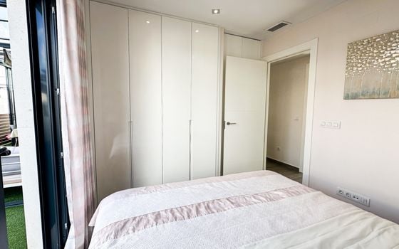 5 bedroom Villa in Torrevieja - RCJ158920 - Photo - Small - 11