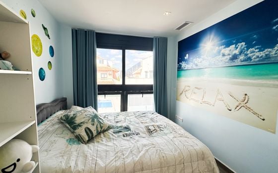 5 bedroom Villa in Torrevieja - RCJ158920 - Photo - Small - 13