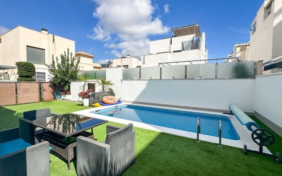 5 bedroom Villa in Torrevieja - RCJ158920 - Photo - 3
