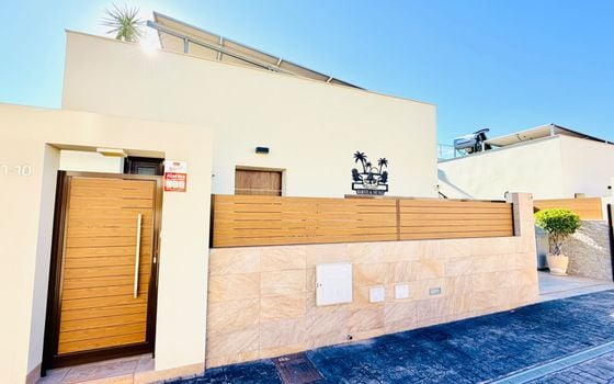 3 bedroom Villa in Los Montesinos - BCH158959 - Photo - 1