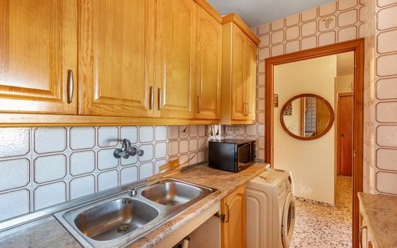 2 bedroom Apartment in Torrevieja - B159235 - Photo - Small - 6