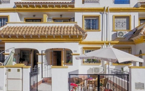 3 bedroom Townhouse in Torrevieja - SV159528 - Photo - 1