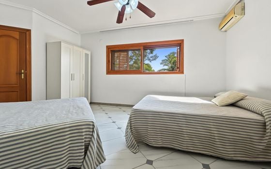 7 Schlafzimmer Villa in Dehesa de Campoamor - URE159615 - Foto - Small - 15