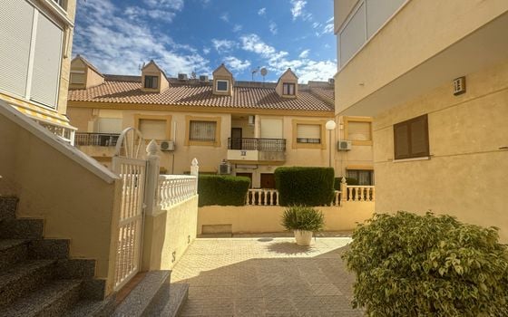 Apartament cu 2 dormitoare în La Zenia - RCJ159801 - Imagini - Small - 23