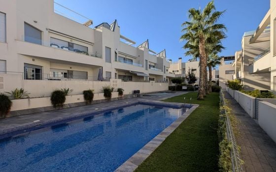 2 bedroom Apartment in Torrevieja - VEC160096 - Photo - 1