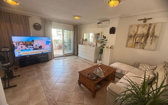 2 bedroom Penthouse in Torrevieja - VEC160097 - Photo - 4