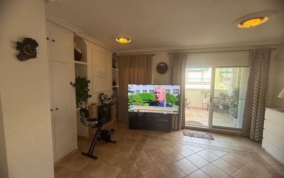 2 bedroom Penthouse in Torrevieja - VEC160097 - Photo - 5
