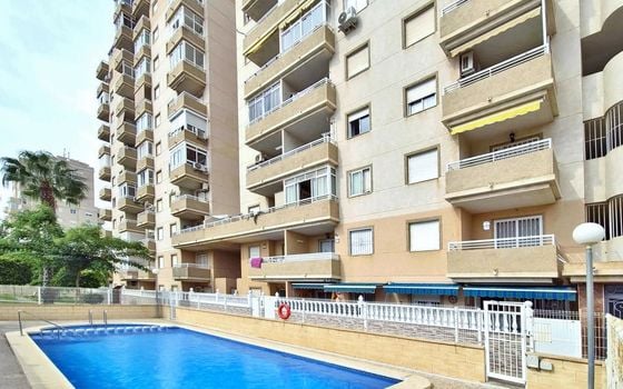 2 bedroom Apartment in Torrevieja - VEC160437 - Photo - 1