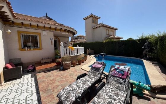 4 bedroom Villa in Villamartin - OKW160481 - Photo - 2