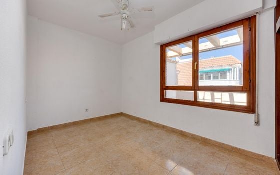 2 bedroom Penthouse in Torrevieja - CYM160888 - Photo - Small - 10