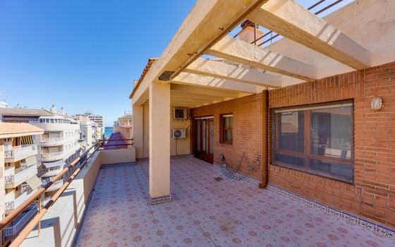 2 bedroom Penthouse in Torrevieja - CYM160888 - Photo - Small - 20