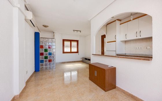 2 bedroom Penthouse in Torrevieja - CYM160888 - Photo - Small - 7