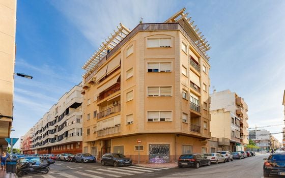 4 Schlafzimmer Appartement in Torrevieja - CYM160889 - Foto - 1