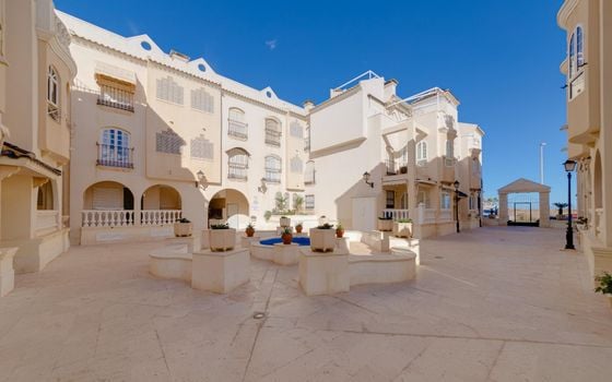 3 bedroom Apartment in Torrevieja - CYM160890 - Photo - Small - 30