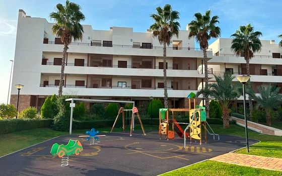 2 bedroom Apartment in Orihuela Costa - IMO160990 - Photo - Small - 25