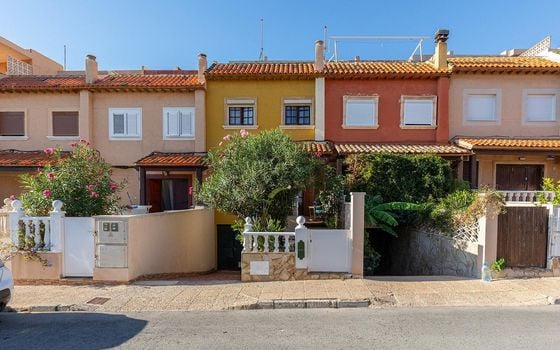 2 bedroom Townhouse in Torrevieja - GVS161046 - Photo - 1