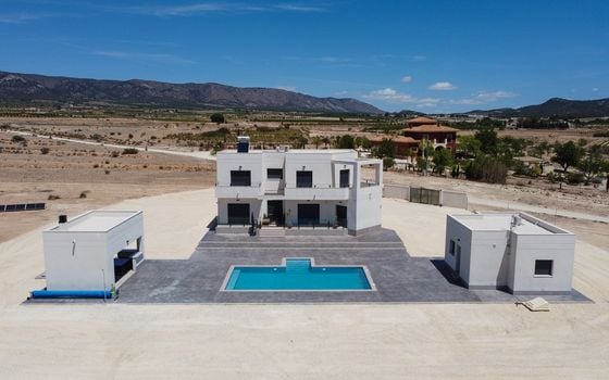 4 bedroom Villa in Pinoso - LYCP47014 - Photo - Small - 16