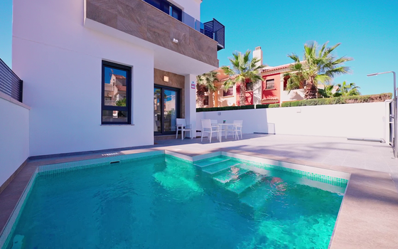 Villa de 3 chambres à Torrevieja - SUN47137 - Photo - 2