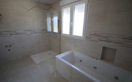 Villa de 4 habitaciones en Pinoso - LYCP48415 - Foto - 5