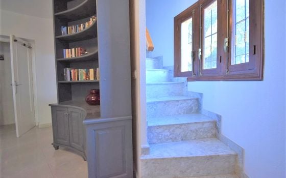 6 bedroom Villa in Villamartin - VRE29853 - Photo - Small - 7