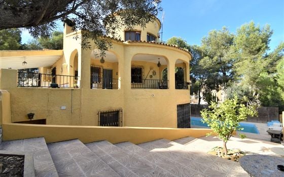 6 bedroom Villa in Villamartin - VRE29853 - Photo - Small - 24