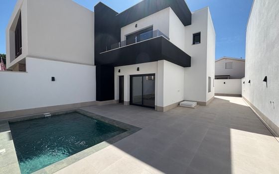 Villa de 3 habitaciones en Heredades - CJS59076 - Foto - 1