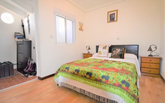 Villa de 4 chambres à Villamartin - VRE42116 - Photo - Small - 14