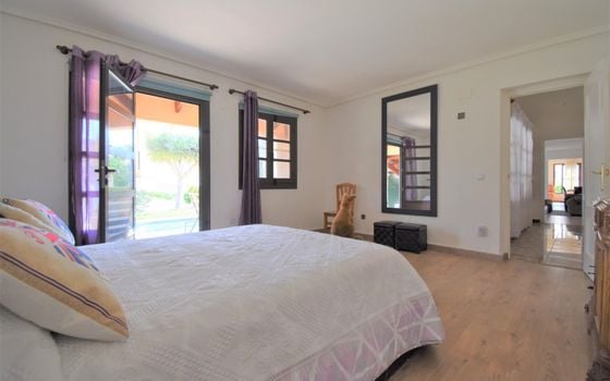 Villa de 4 chambres à Villamartin - VRE42116 - Photo - Small - 16