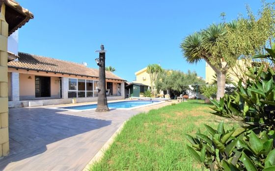 Villa de 4 chambres à Villamartin - VRE42116 - Photo - Small - 33