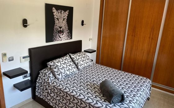 5 bedroom Villa in Orba - OH42567 - Photo - Small - 14