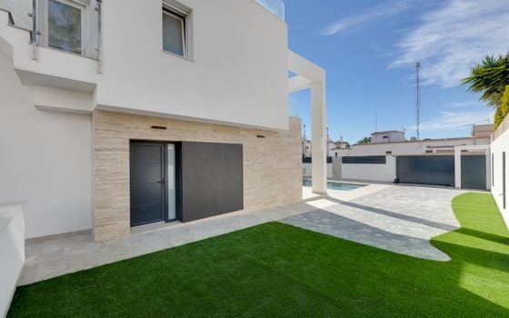 Villa de 4 chambres à Torrevieja - CBC20118 - Photo - Small - 6