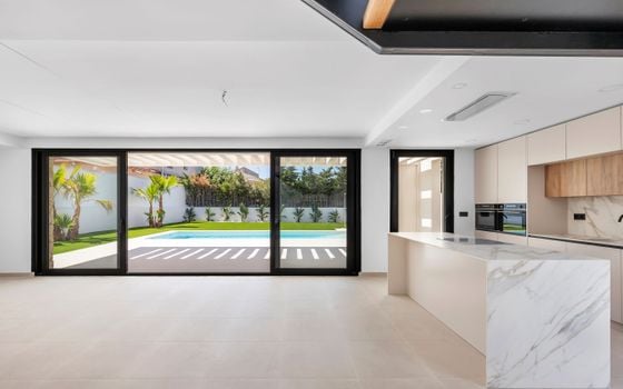4 bedroom Villa in Los Balcones - RVC79723 - Photo - Small - 10