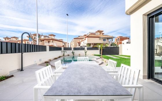 Vilă cu 3 dormitoare în Roldan - GU85367 - Imagini - Small - 7