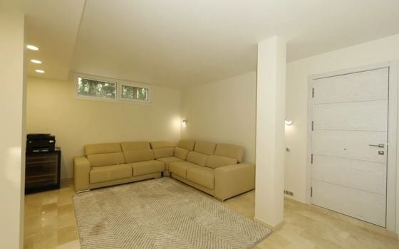 Villa de 5 chambres à La Senia - SBL1117635 - Photo - Small - 13