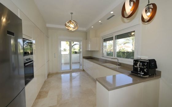 Villa de 5 chambres à La Senia - SBL1117635 - Photo - Small - 6