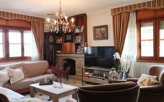 6 bedroom Villa in La Nucia - CPP60035 - Photo - Small - 9