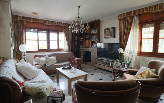 6 bedroom Villa in La Nucia - CPP60035 - Photo - Small - 8