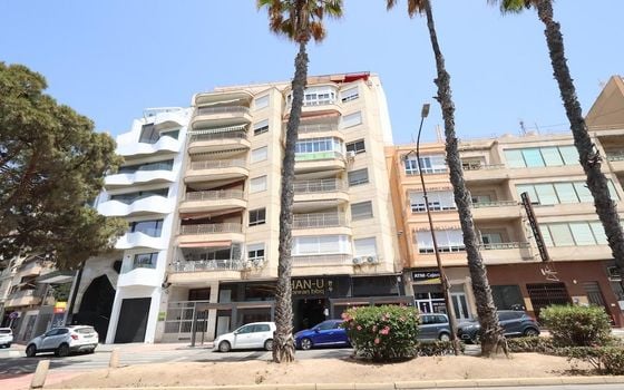 3 bedroom Apartment in Torrevieja - AG151050 - Photo - 1