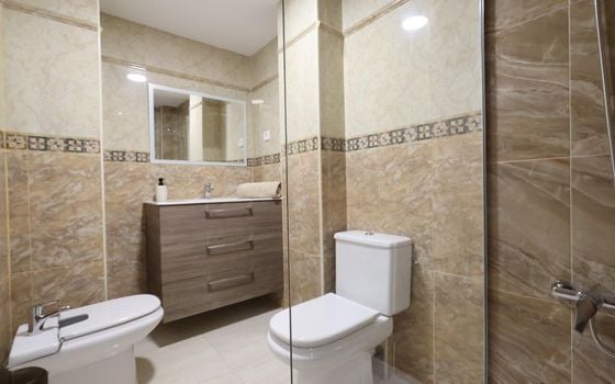 Apartamento de 3 habitaciones en Torrevieja - AG151050 - Foto - Small - 20