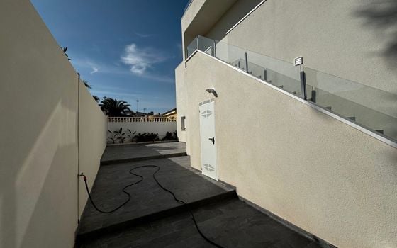 6 bedroom Villa in Los Balcones - LR61679 - Photo - Small - 21