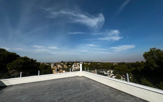 6 bedroom Villa in Los Balcones - LR61679 - Photo - Small - 20