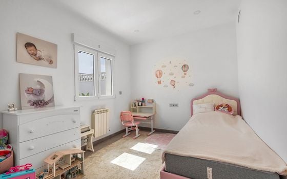 6 bedroom Villa in Los Balcones - LR61679 - Photo - Small - 19