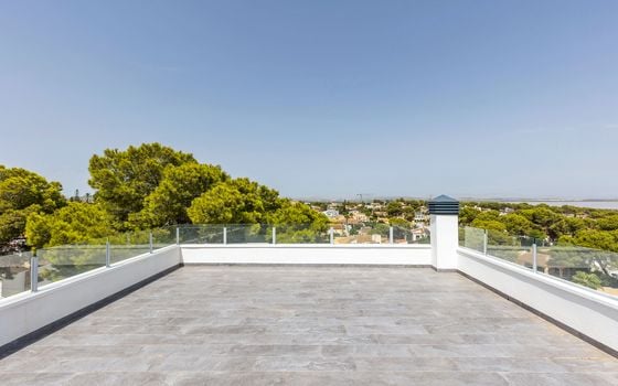 6 bedroom Villa in Los Balcones - LR61679 - Photo - Small - 36