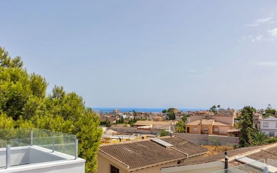 6 bedroom Villa in Los Balcones - LR61679 - Photo - Small - 40