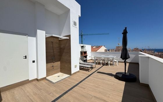2 bedroom Penthouse in Torrevieja - AG97074 - Photo - Small - 47
