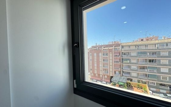 2 bedroom Penthouse in Torrevieja - AG97074 - Photo - Small - 14